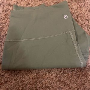 Lululemon Size 14 Wunder Train High-Rise Tight 25”